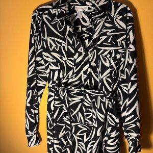 Elegant Black and White Patterned Blazer